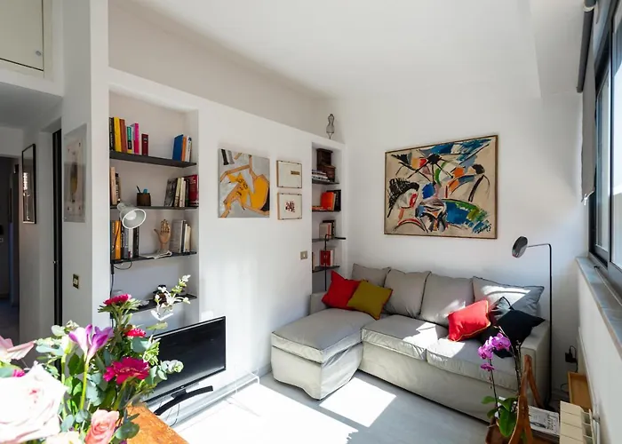 דירה Banchi Nove, Penthouse Full Of Light And Silence *